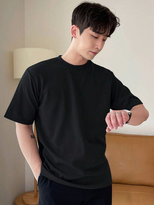 MEN'S BLACK TEE PLAIN