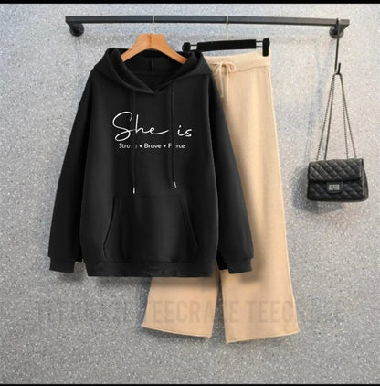BLACK HOODIE SHE IS STRONG BRAVE  - BEIGE  FLAPPER